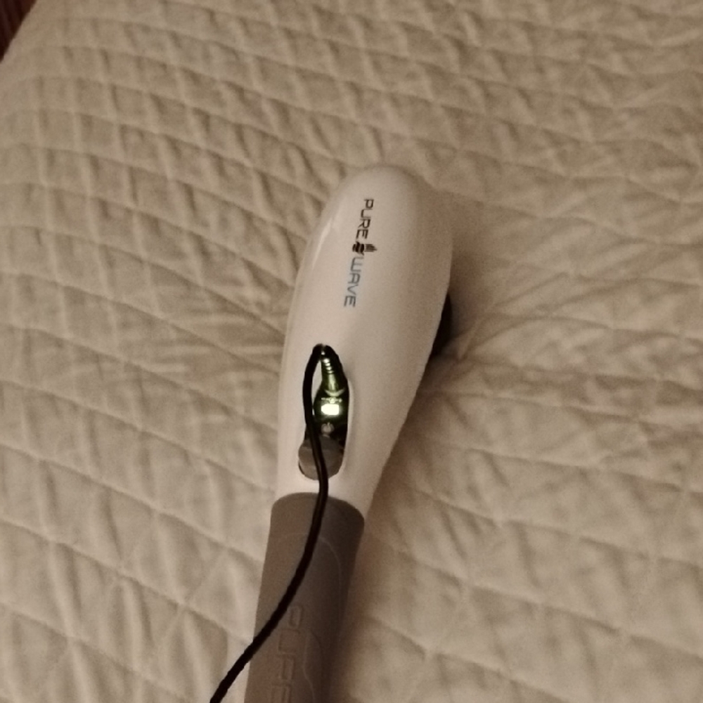 Pure Wave White and Gray Handheld Massager